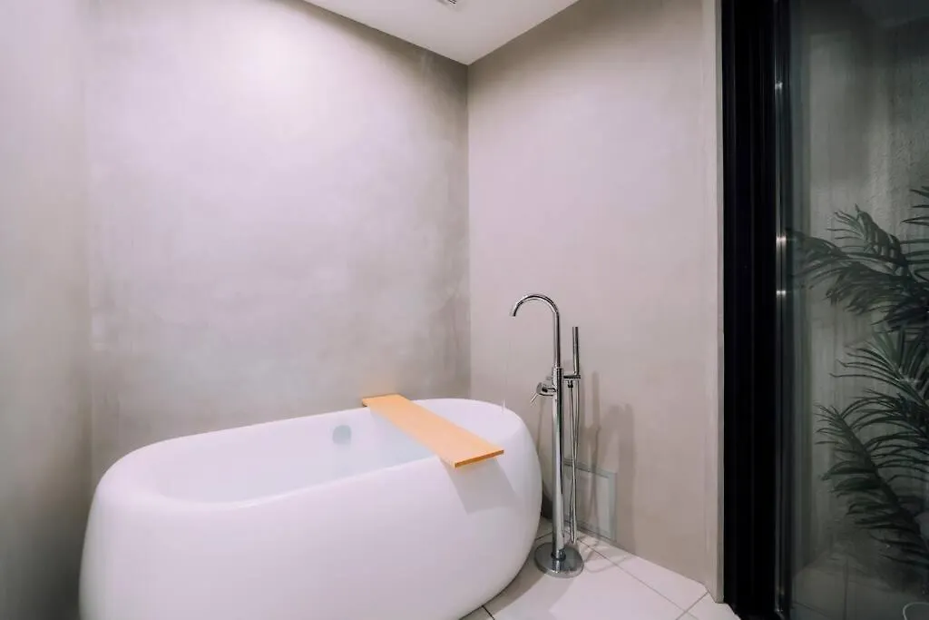 One Shibuya Hill: Urban Oasis Villa Tokyo 0*,